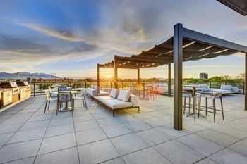 Rooftop Lounge